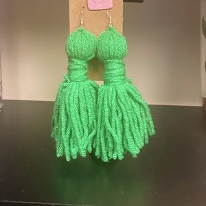 Yarn earrings,Green